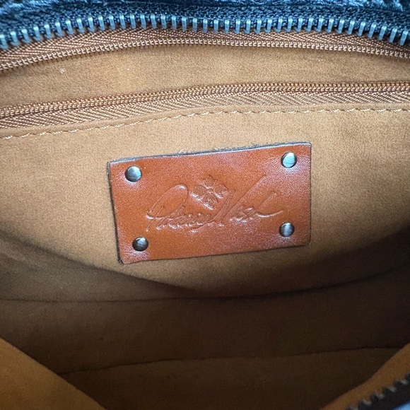 Patricia Nash London Leather Saddle Bag | Heritage Collection | Suede Interior - Picture 11 of 16